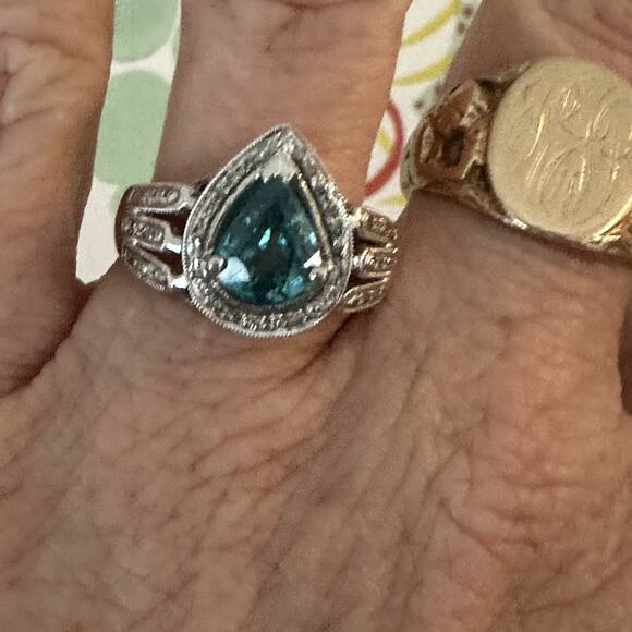 Vintage 14k Diamond Topaz Ring Size 8 - Picture 10 of 10